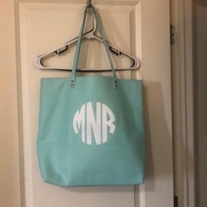 Around Town Tote -Thirty One